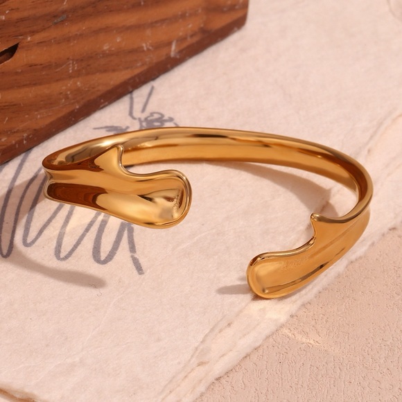 18K Gold Plated Open Bangle Cuff*Abstract Minimalist High Gloss Design*JD - Picture 8 of 9